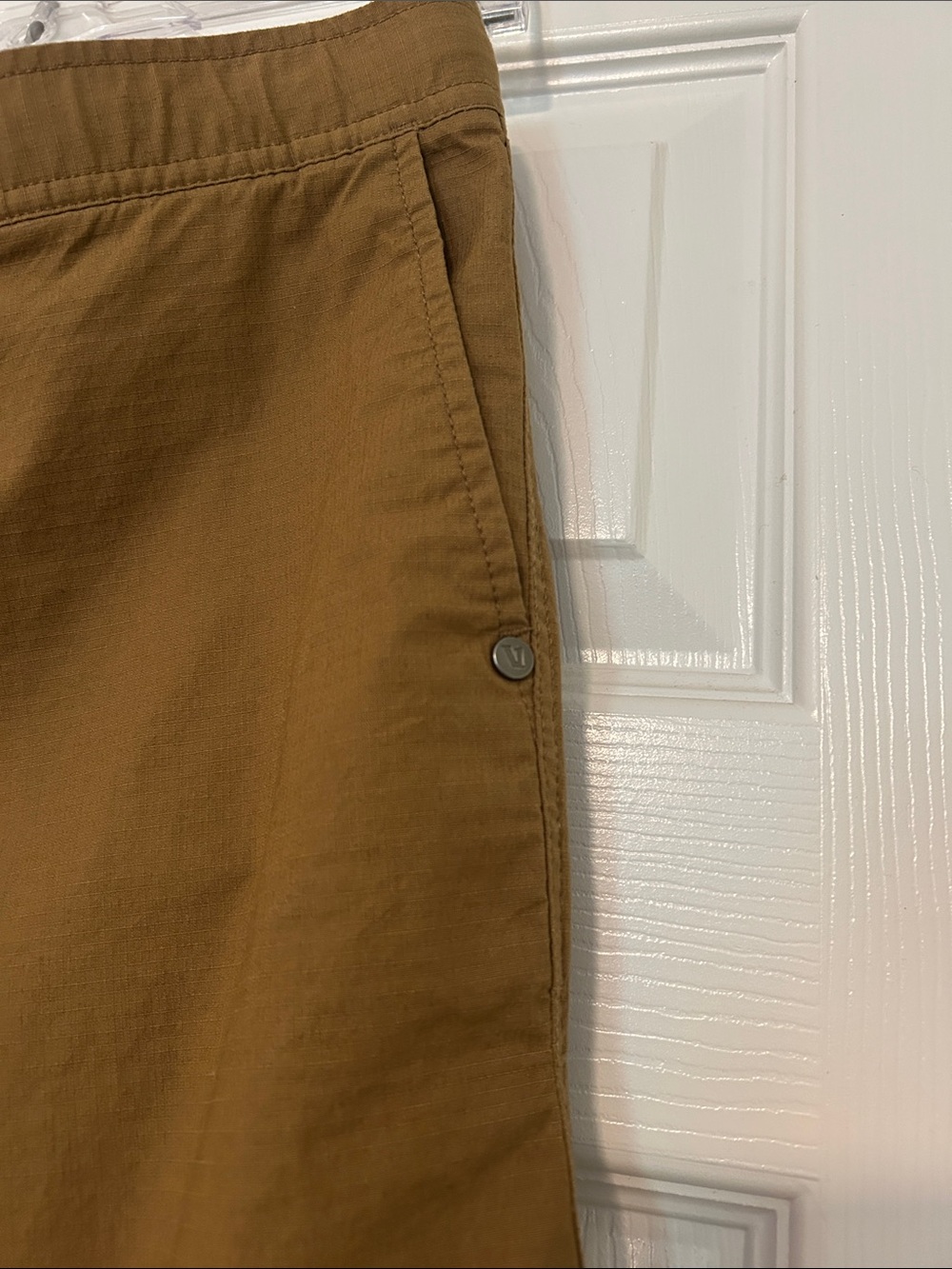 Vuori Ripstop Wide Leg Cropped Pant - Picture 6 of 10